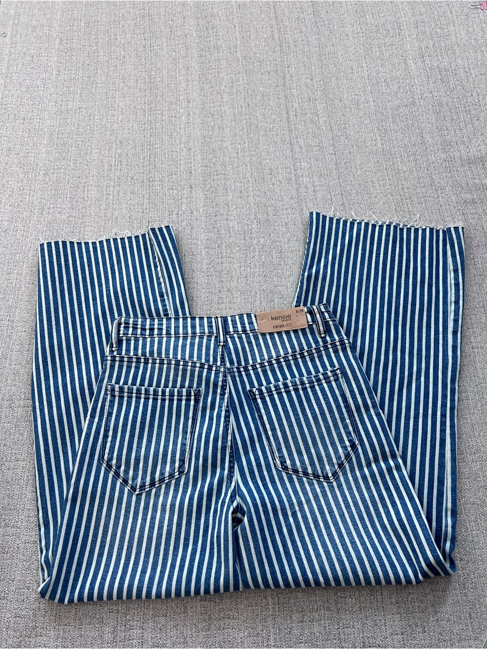 Kensie Jeans Girls Navy White Wide Leg Vertical Stripe Jeans. NWT Size 6/28 - Picture 3 of 10